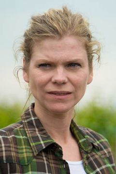 Inge Paulussen interpreta Anouk Storme