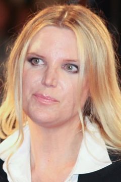 Louise Stratten interpreta Audra's Assistant