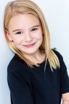Averie Peters interpreta Max