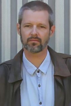 Kevin Lapham interpreta Cyberdyne Employee (uncredited)