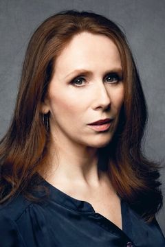 Catherine Tate interpreta Baba Yaga (voice)