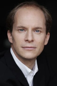 Guillaume Marquet interpreta Vincent Brosseau