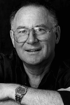 Willem Möller interpreta Self