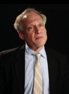 Jeffrey Kluger interpreta Science Reporter