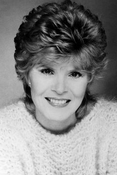 Shani Wallis interpreta Singer
