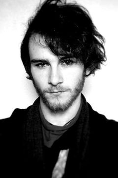 Ciaran Flynn interpreta Loop