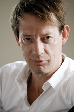 Luc Feit interpreta Ullrich