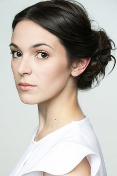 Rachel Teate interpreta Kara Waterman
