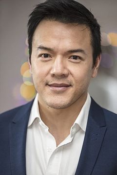 Kenneth Fok interpreta Detective Li