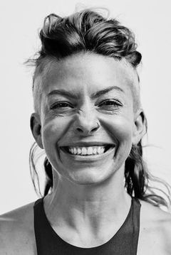 Kym Perfetto interpreta Polo