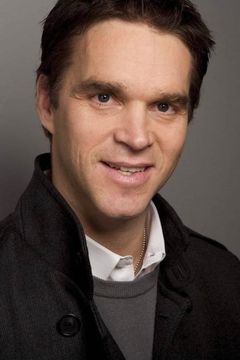 Luc Robitaille interpreta Himself