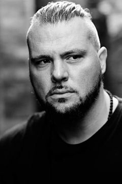 Srbo Markovic interpreta Nowak