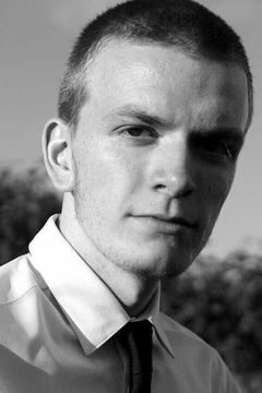Connor McIndoe interpreta Mark Renton (aged 20)