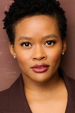 Jaquita Ta'le interpreta Afghan Hound (voice)