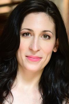 Cara Mantella interpreta Ella