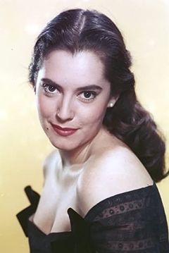Susan Kohner interpreta Maria