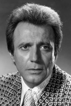 Alejandro Rey interpreta Larry Mendoza