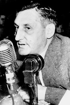 John Howard Lawson interpreta Self (Hollywood Ten, testifies) (archive footage) (uncredited)