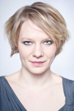 Kati Dombi interpreta Moaner Woman