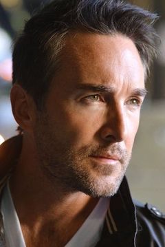 Dameon Clarke interpreta Andy Shelby