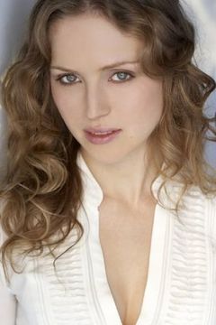 Marni Van Dyk interpreta Ashley's Mother
