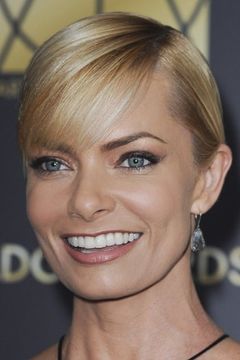 Jaime Pressly interpreta Jill Kendall