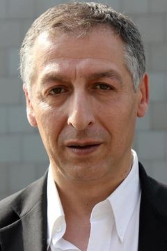 Sabri Lahmer interpreta Gégé
