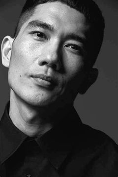 Um Tae-goo interpreta Sergeant first class Park