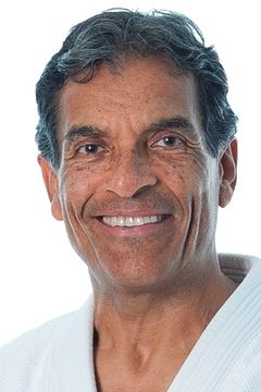 Rorion Gracie interpreta Reporter (uncredited)