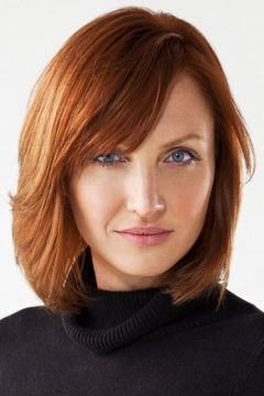 Katelin Chesna interpreta Hospital Doctor
