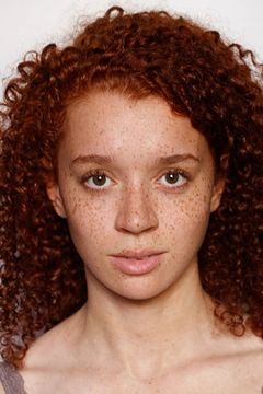 Erin Kellyman interpreta Karli Morgenthau