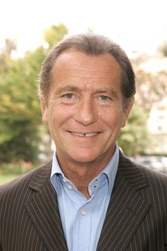 William Leymergie interpreta Toureiffel