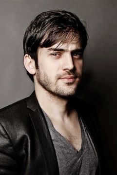 Surho Sugaipov interpreta Misha