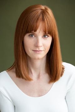 Brittany Rae Robinson interpreta Ellie Harrington