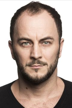 Alex Delescu interpreta Silo Technician