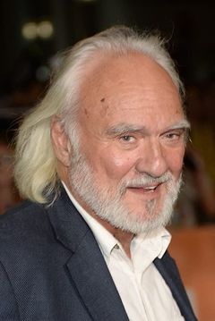 Kenneth Welsh interpreta Windom Earle