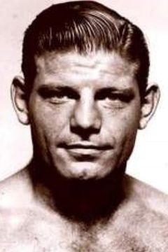 Billy Varga interpreta Ring Announcer (Third Robinson Fight)