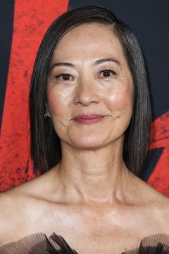Rosalind Chao interpreta Lily
