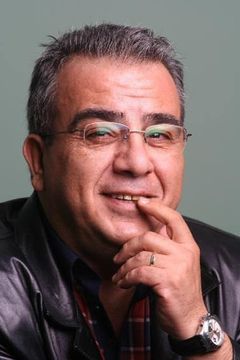 Sezai Aydın interpreta Kamil