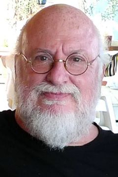 Dionysis Savvopoulos interpreta Narrator (greek voice)