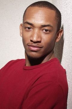 Brandon Fobbs interpreta Puddin Head
