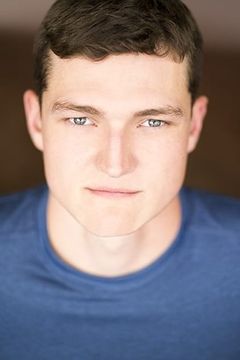 Jake Church interpreta Jake Anderson