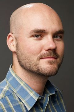 Cameron Labine interpreta Averill
