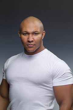 Gary Peebles interpreta Guard