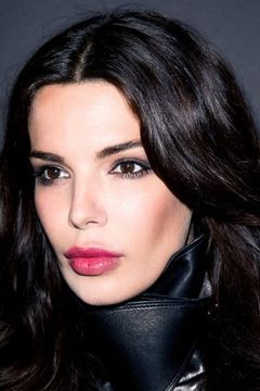 Martine Argent interpreta Amanda Chavez