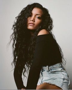 Jamila Velazquez interpreta Meche