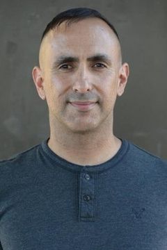 Gregory Paul Valdez interpreta Migrant
