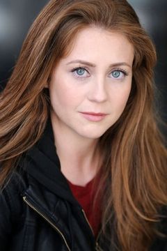 Aislin Roche interpreta Patsy Dwyer