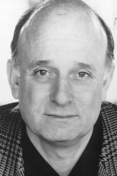 Gary Waldhorn interpreta 2nd German Clerk