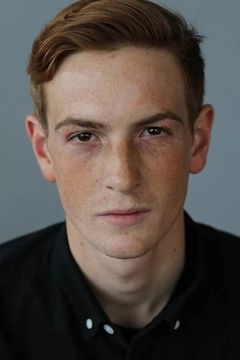 Dakota Lohan interpreta Finn